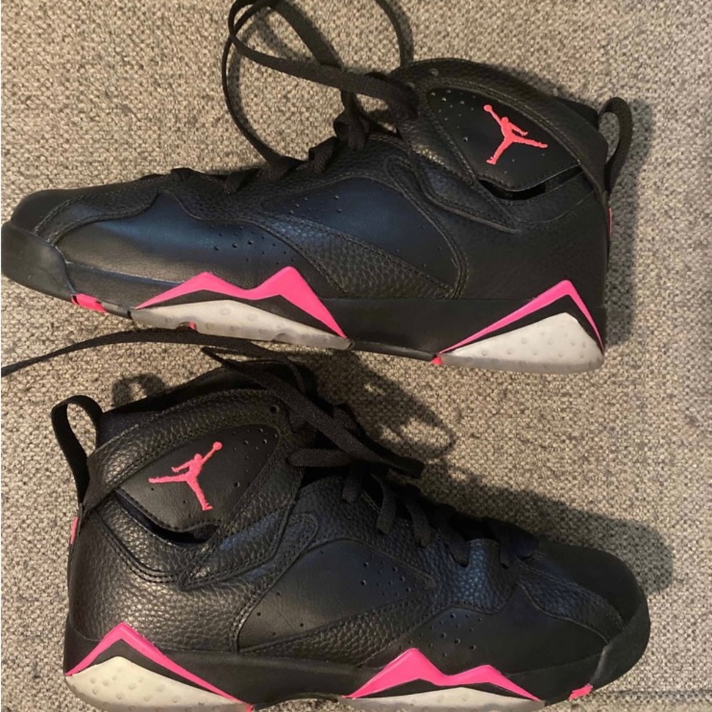 Air Jordan 7 Retro GG “Hyper Pink” size 9Y (= woman’s US 10). Worn 1 time.